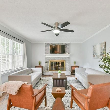 Cozy Home With Arcade, Ping Pong & Fenced Backyard Lawrenceville Exteriér fotografie