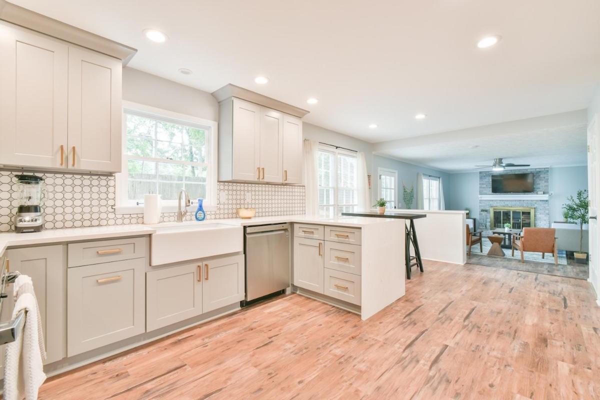 Cozy Home With Arcade, Ping Pong & Fenced Backyard Lawrenceville Exteriér fotografie