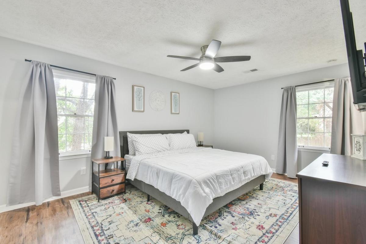 Cozy Home With Arcade, Ping Pong & Fenced Backyard Lawrenceville Exteriér fotografie
